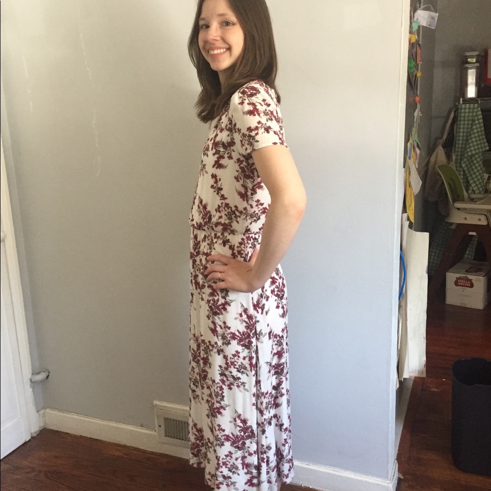 White midi dress with red flowers WAYF size small